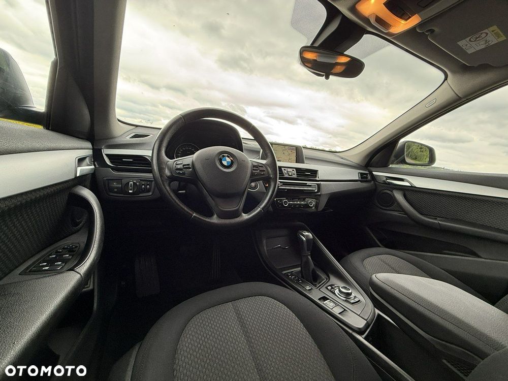 BMW X1 xDrive20i Advantage - 26