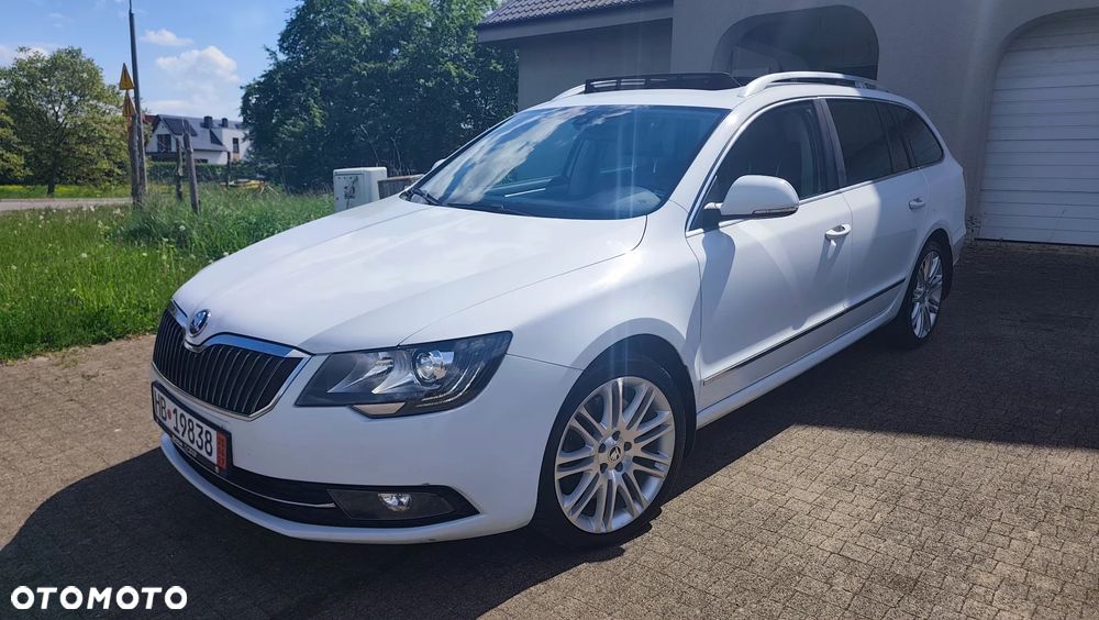 Skoda Superb 3.6 FSI 4x4 Platinum Outdoor DSG - 11