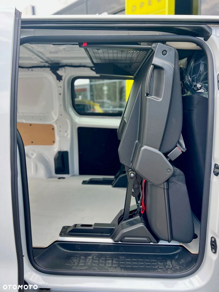 Opel VIVARO - 14