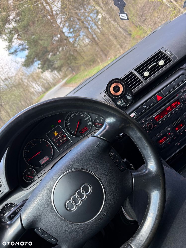 Audi A4 Avant 1.9 TDI - 13