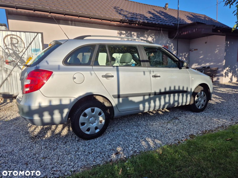Skoda Fabia 1.2 HTP Combi Classic - 14