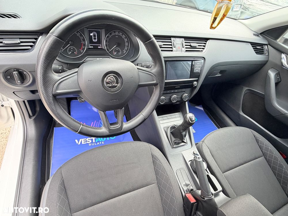 Skoda Octavia 1.6 TDI Active - 7