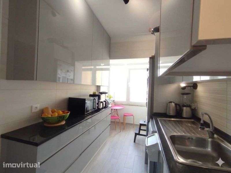 Apartamento T2 renovado - Grande imagem: 3/12