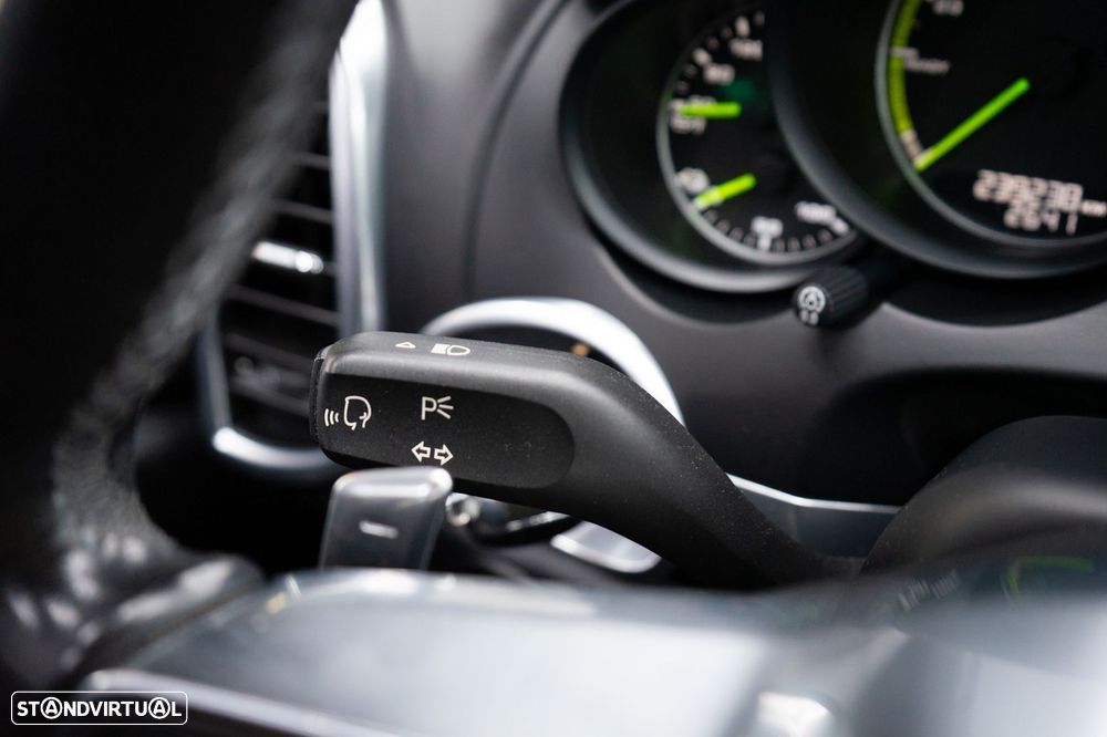 Porsche Cayenne S E-Hybrid Platinum Edition - 43