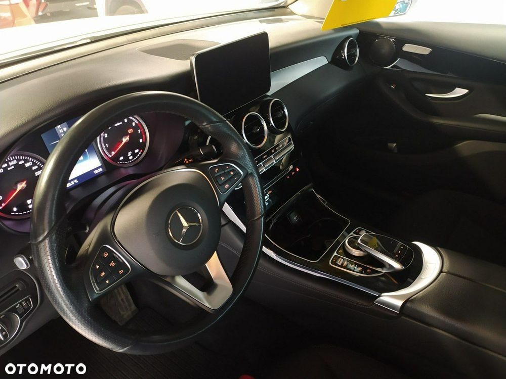 Mercedes-Benz GLC - 4