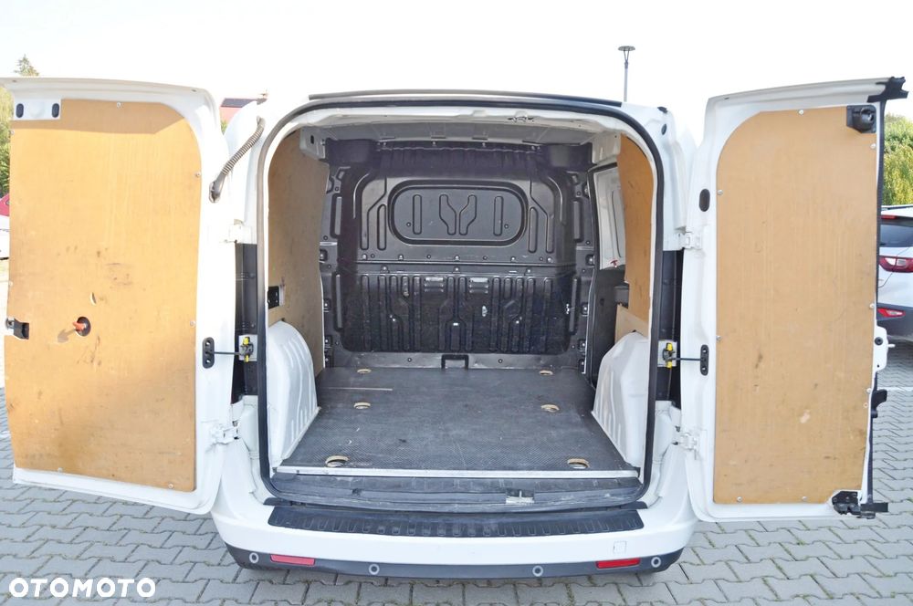 Fiat Doblo - 31
