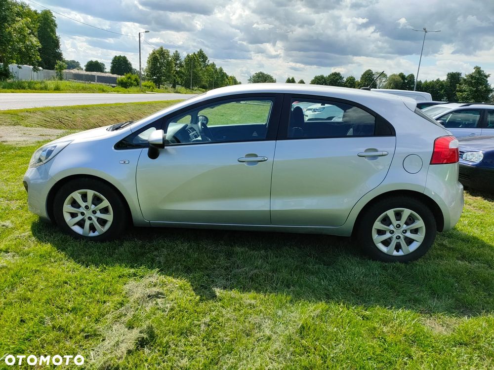 Kia Rio 1.4 Edition 7 - 4