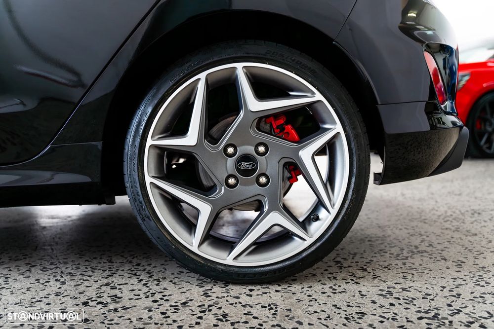 Ford Fiesta 1.5 EcoBoost ST - 29