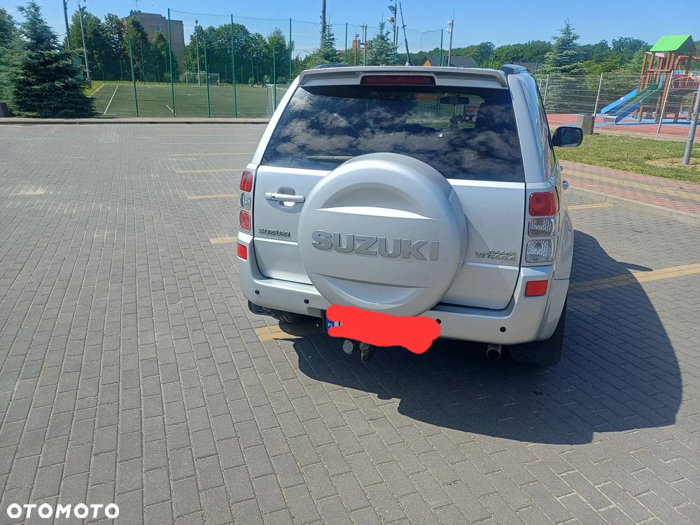 Suzuki Grand Vitara 2.0 - 4