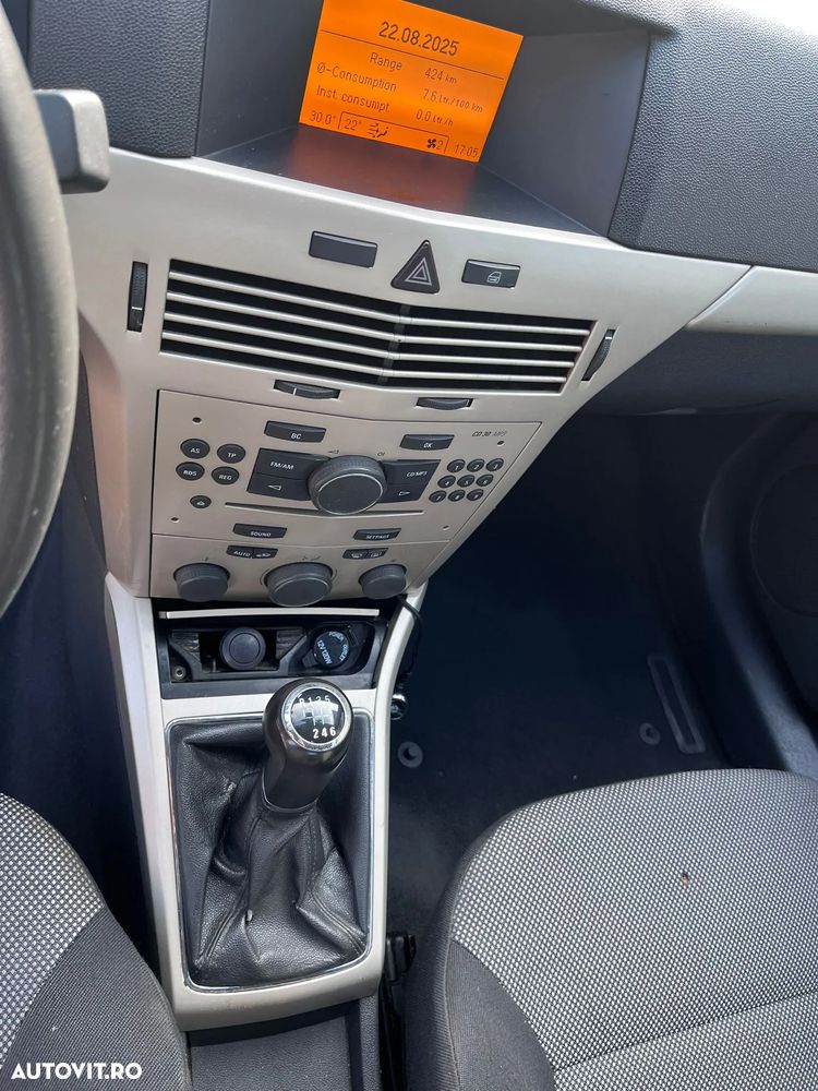Opel Astra GTC 1.3 CDTI - 7