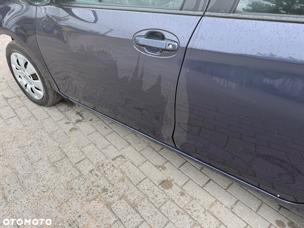Toyota Yaris 1.4 D-4D Comfort - 14