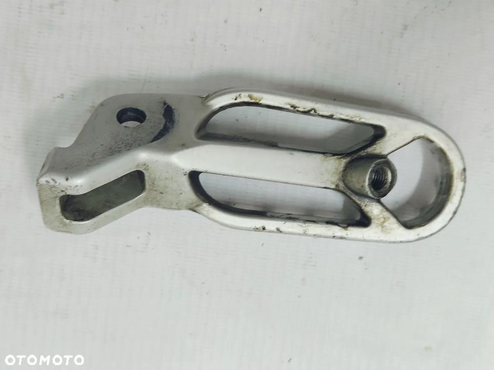 Podnóżek Przód  Triumph - 3