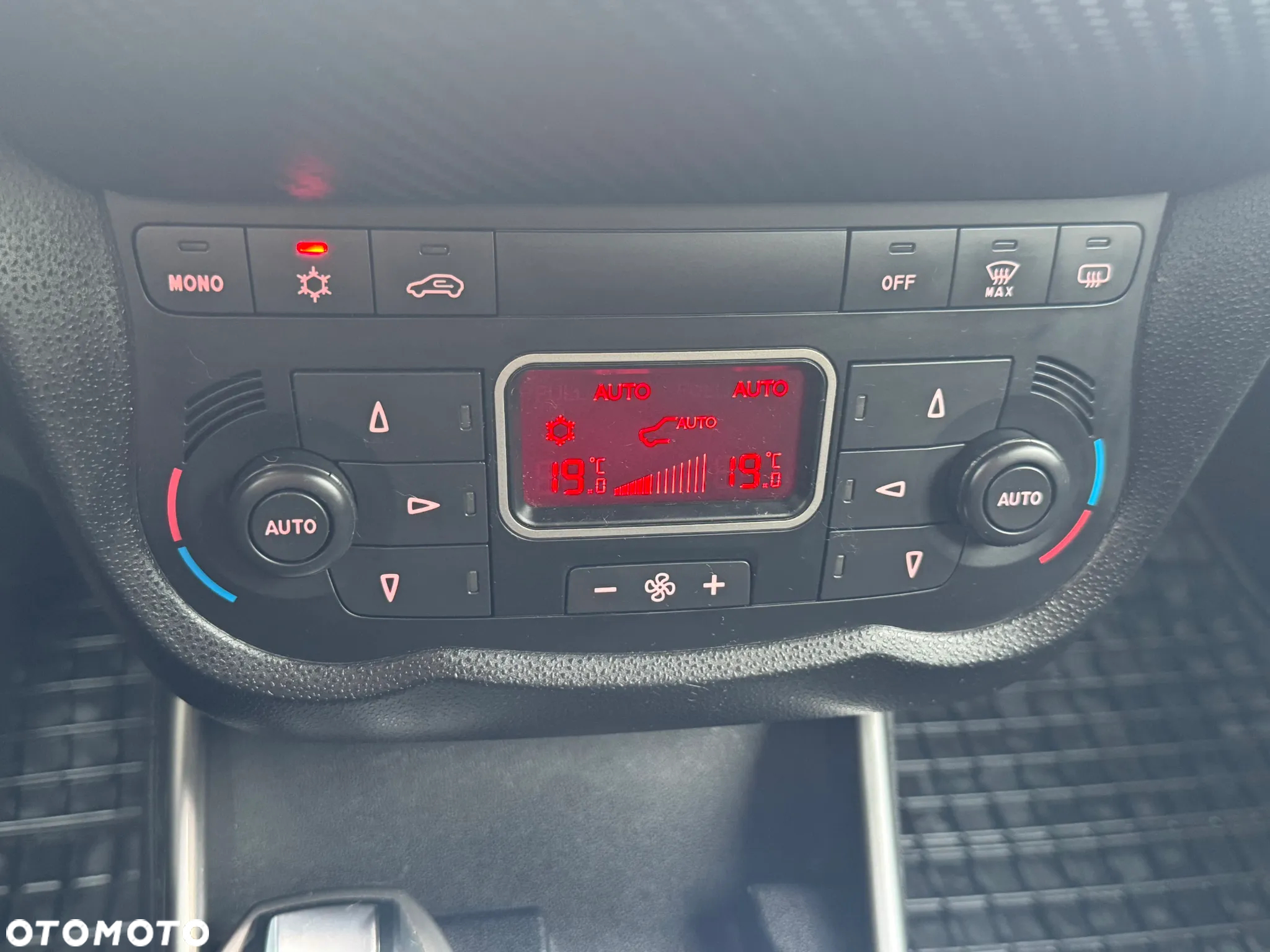 Alfa Romeo Mito 1.4 TB Distinctive - 23