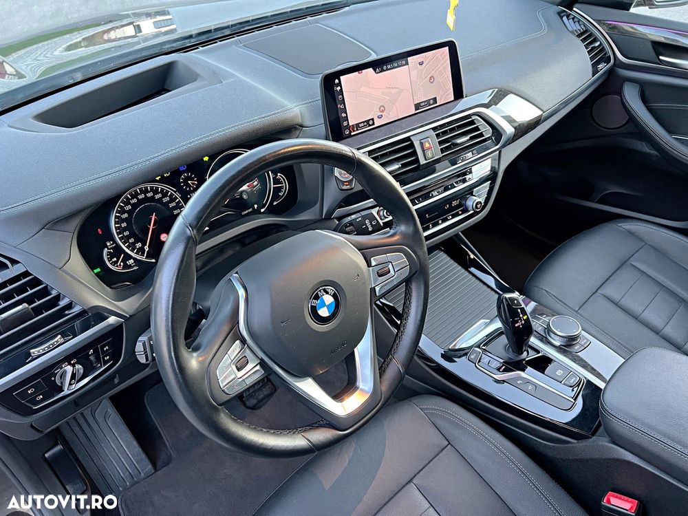 BMW X3 sDrive18d AT MHEV - 12