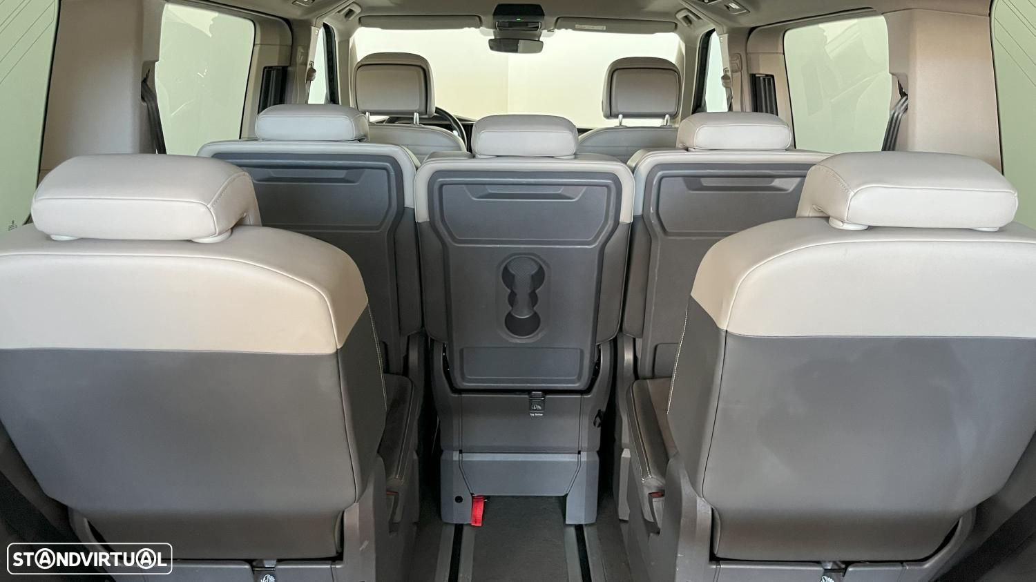 VW Multivan 2.0 TDI Style Longa DSG - 21