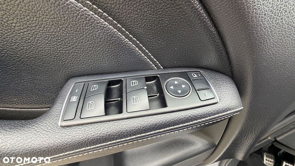 Mercedes-Benz Klasa B 180 (BlueEFFICIENCY) - 24