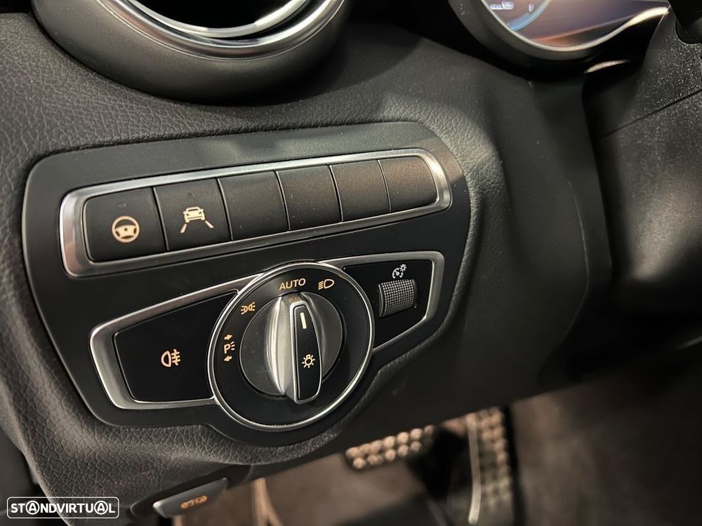 Mercedes-Benz C 300 de AMG Line - 10