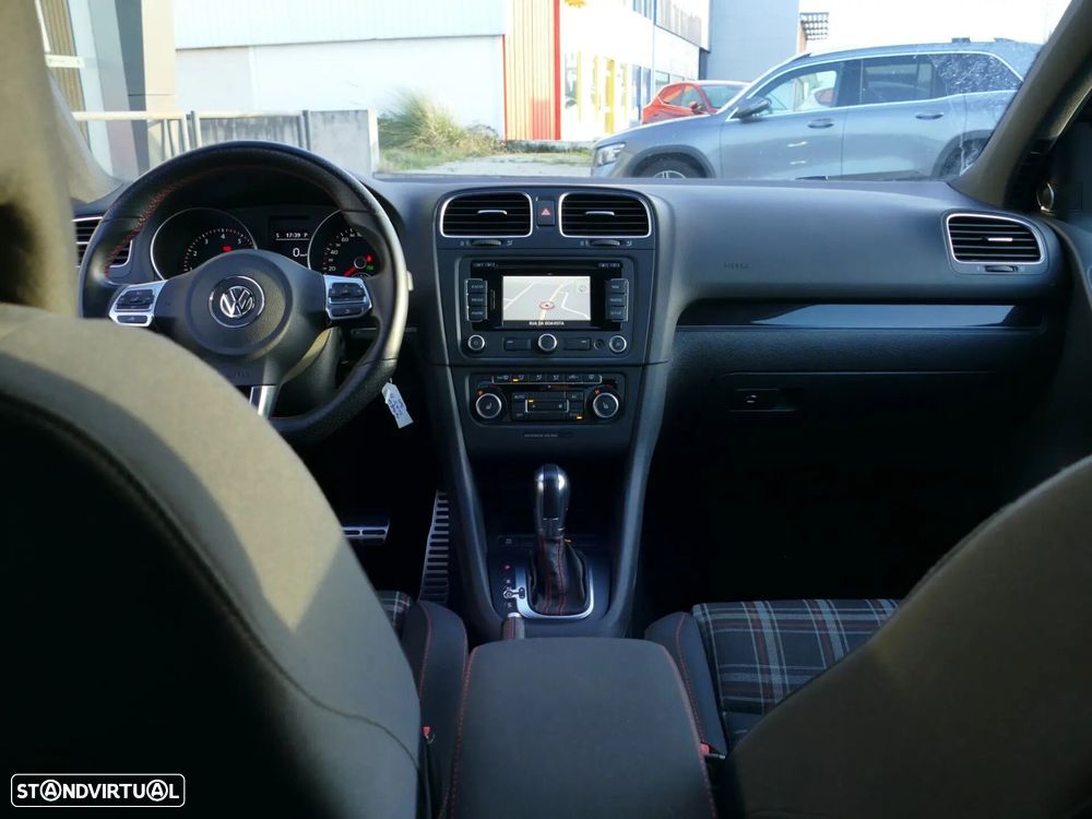 VW Golf 2.0 TSi GTI DSG - 34