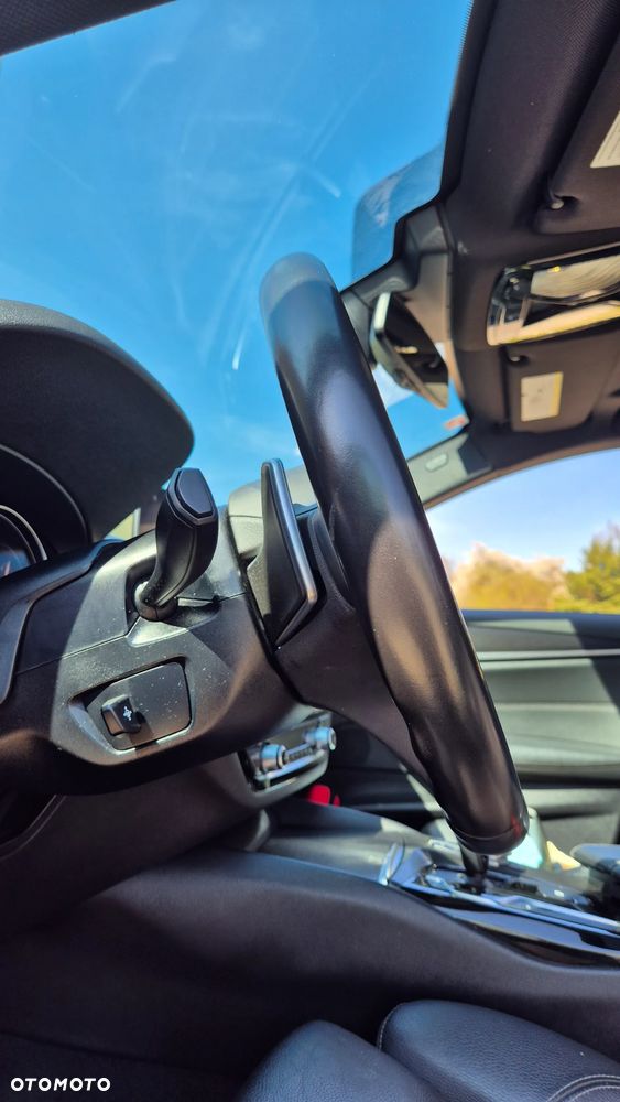 BMW Seria 5 530e iPerformance M Sport sport - 22