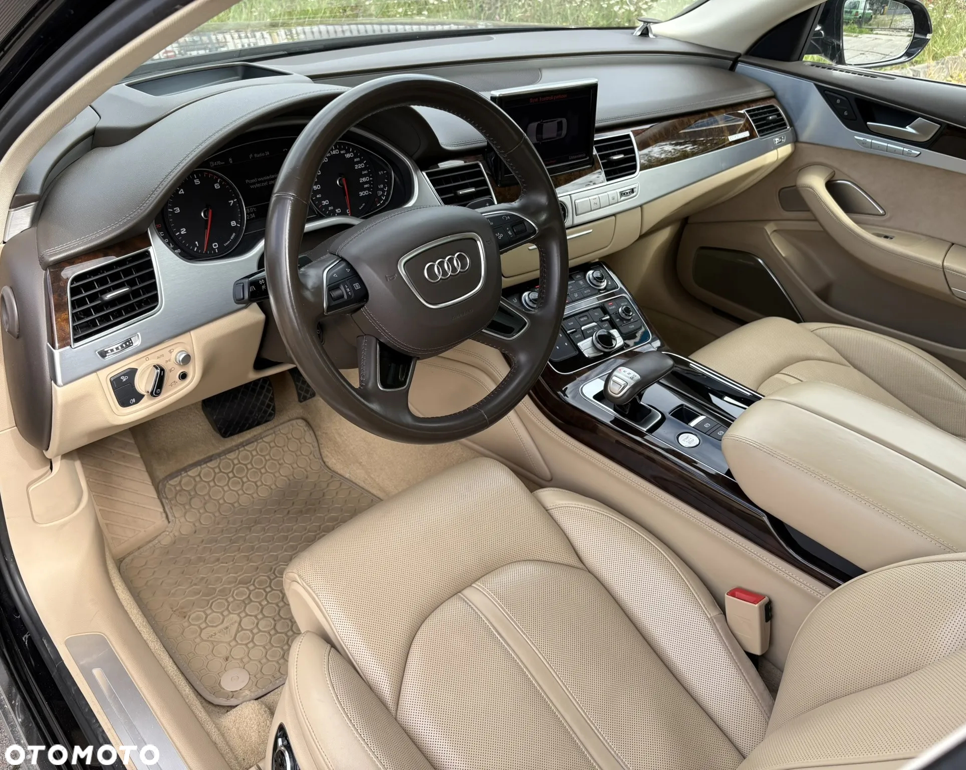 Audi A8 4.0 TFSI L Quattro - 10