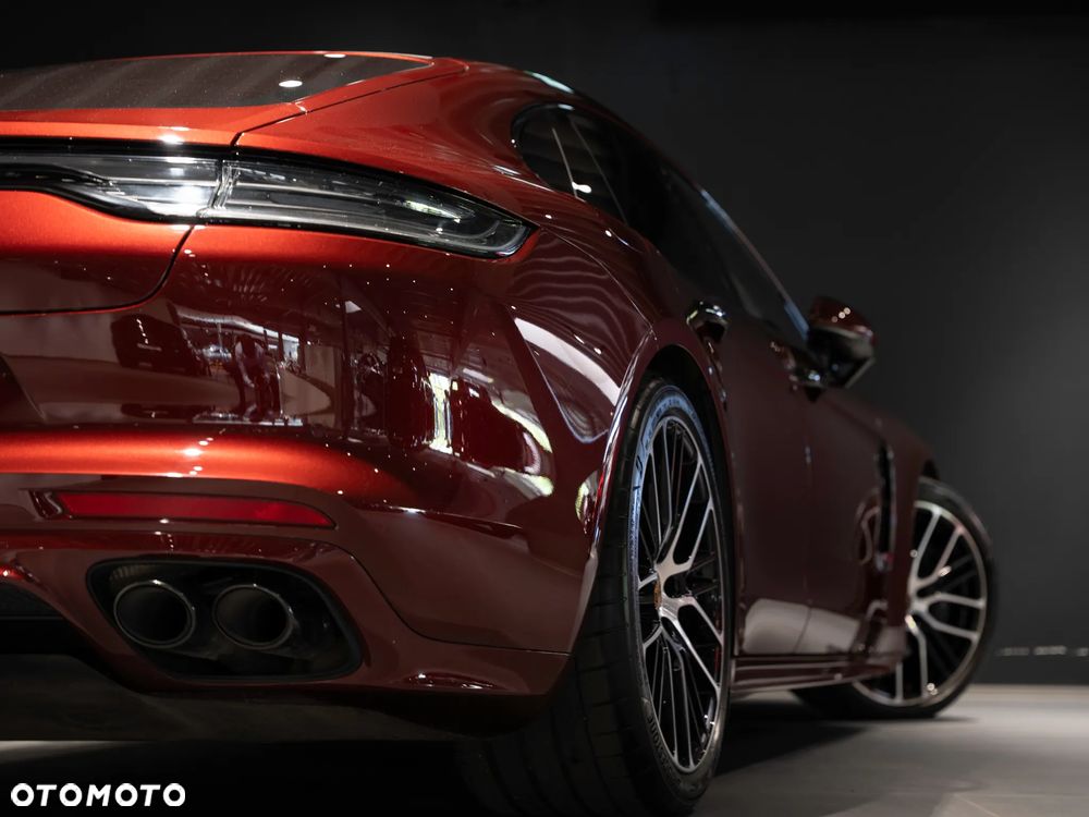 Porsche Panamera 4 E-Hybrid Platinum Edition - 14