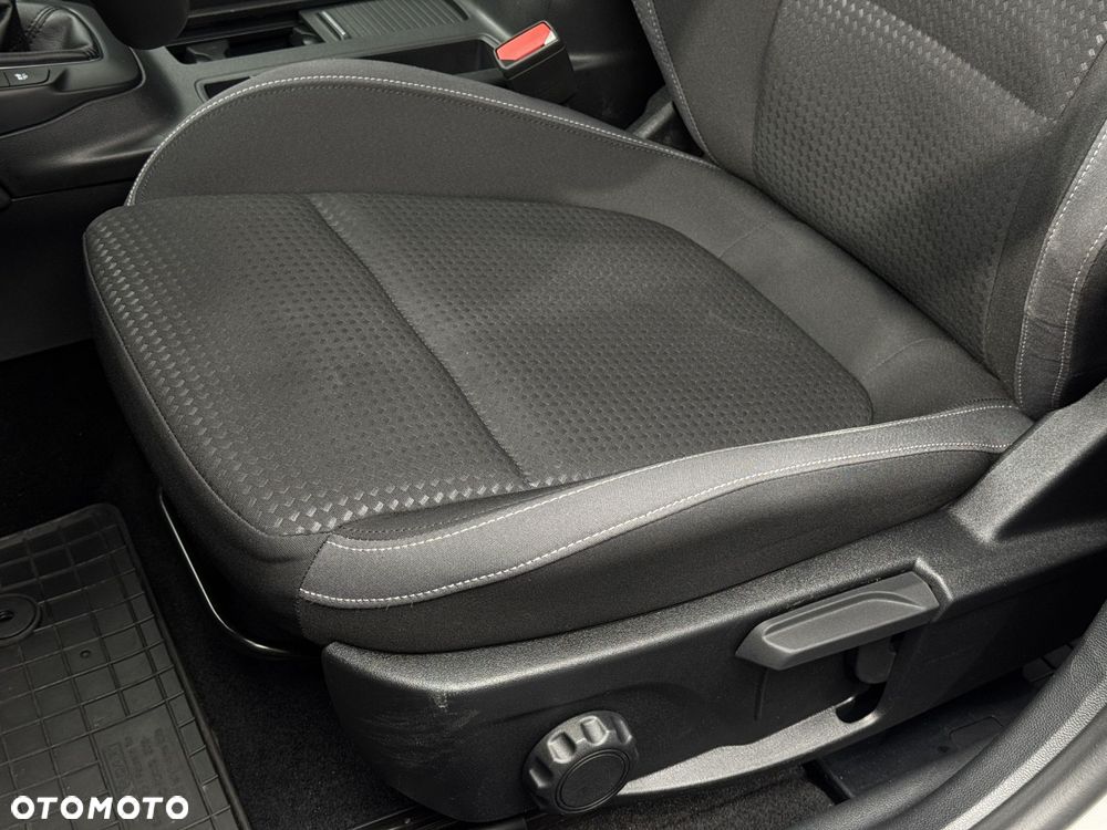 Ford Focus 1.5 EcoBlue Connected - 13