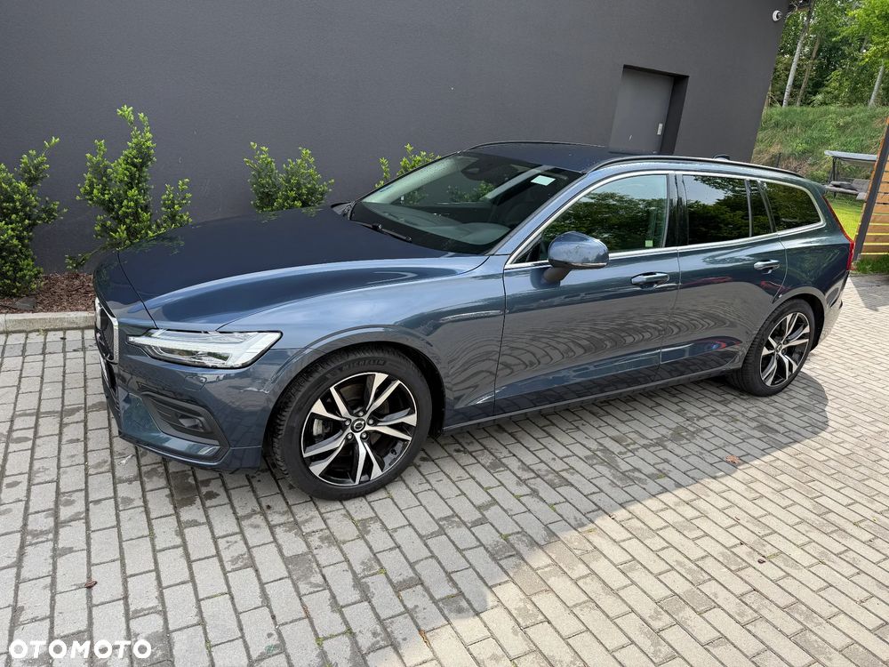 Volvo V60 B4 B DKG Momentum Pro - 5