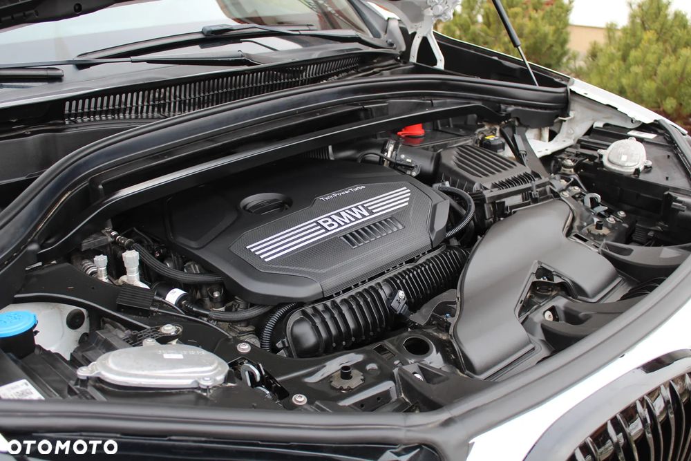 BMW X1 xDrive20i M Sport - 40