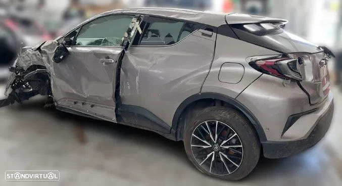 TOYOTA C-HR PARA PEÇAS - 4