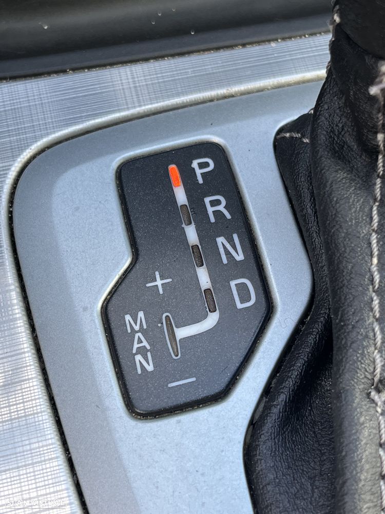 Volvo XC 90 2.4 D5 7L Nivel 2 Auto. - 31