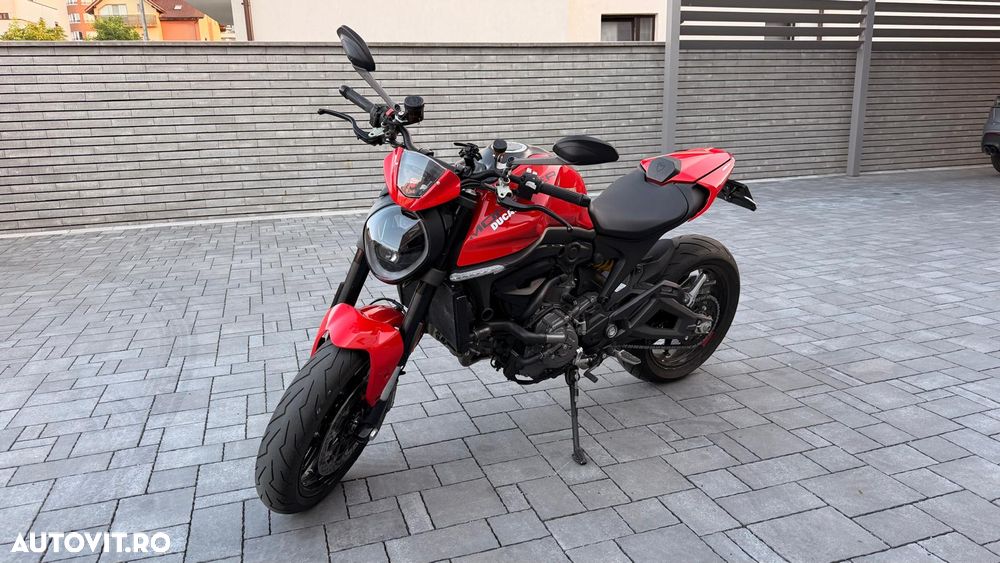 Ducati Monster - 1