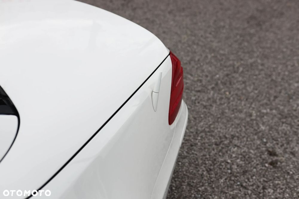 Mercedes-Benz SL 500 - 14