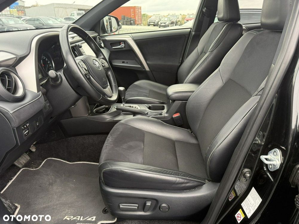 Toyota RAV4 Hybrid Premium 4x2 - 15