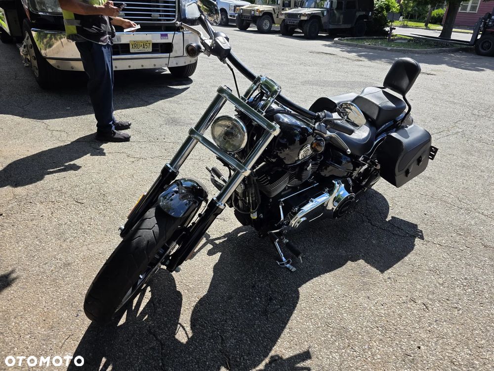Harley-Davidson FXSB Breakout - 13