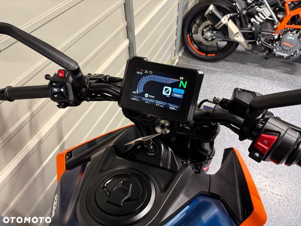 KTM Duke - 11