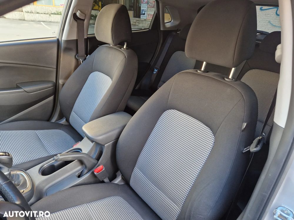 Hyundai KONA 1.0 T-GDI 120 CP 6MT 2WD Comfort - 9