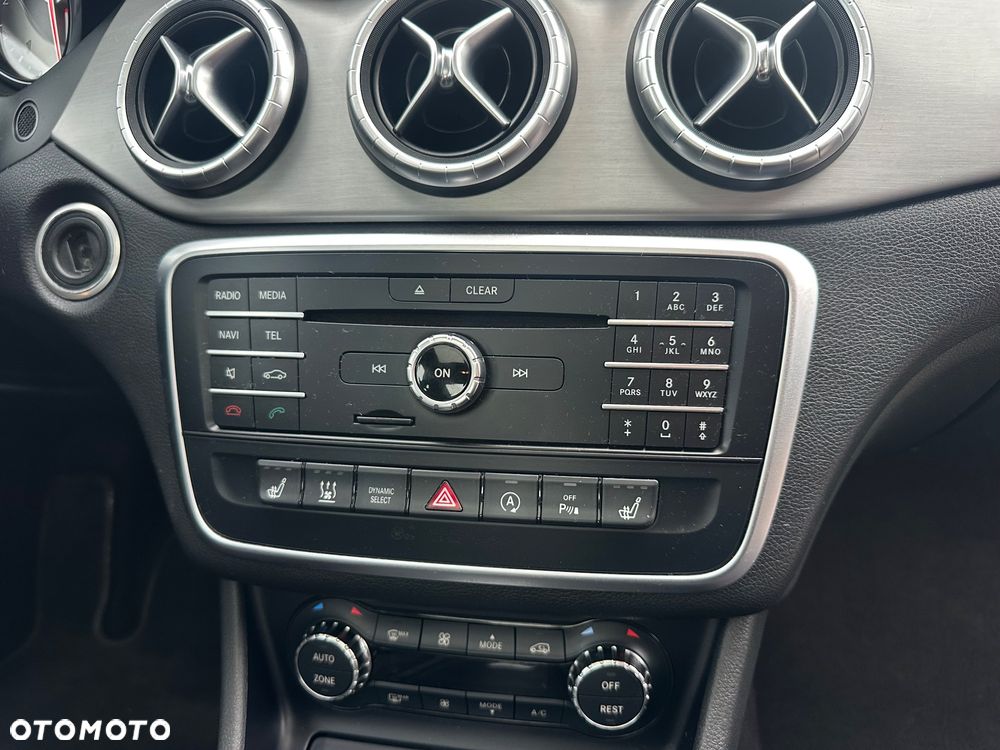 Mercedes-Benz CLA 220 d 7G-DCT AMG Line - 8