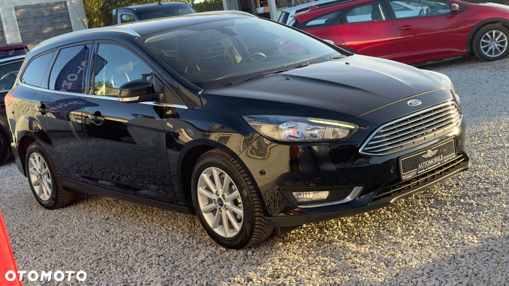 Ford Focus Turnier 1.0 EcoBoost Start-Stopp-System Titanium - 19