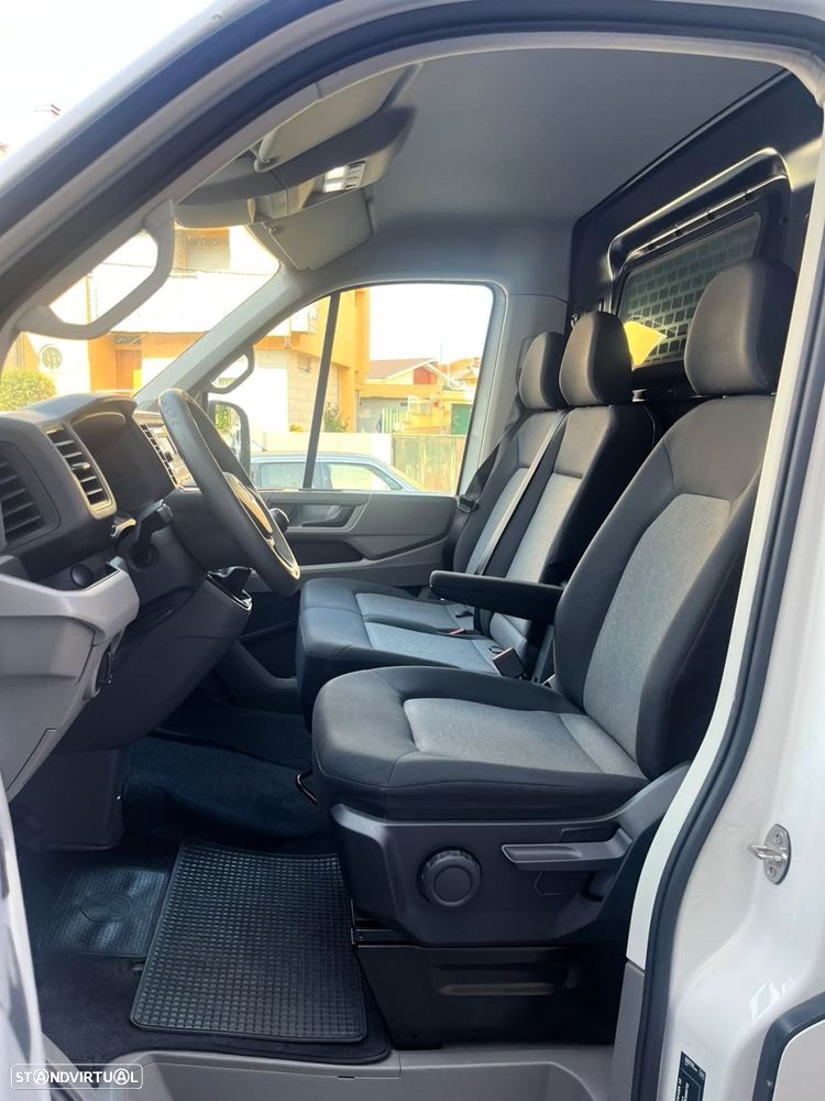 VW Crafter 35 2.0 TDI L4H3 Longo Tecto Alto - 12