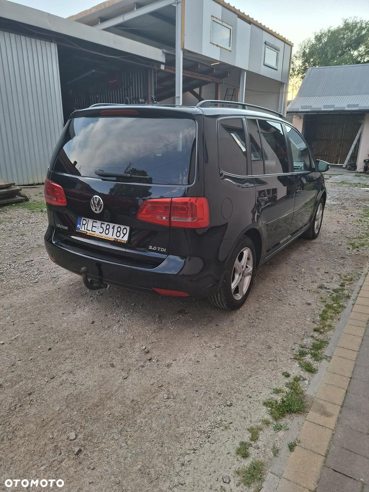 Volkswagen Touran - 6