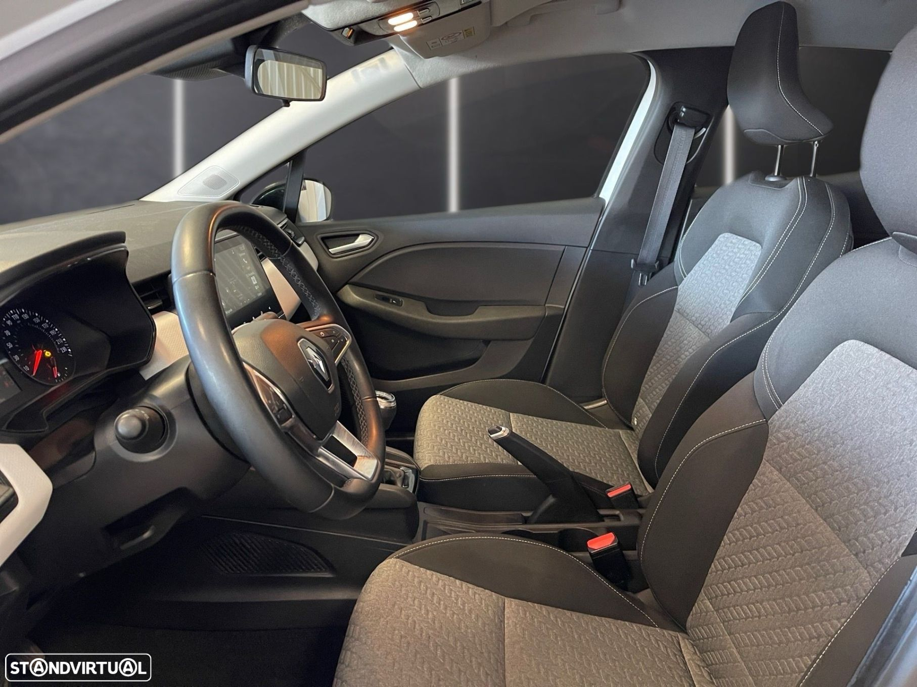Renault Clio 1.0 TCe Limited Bi-Fuel - 10