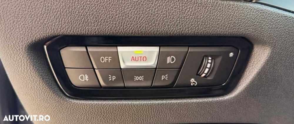 BMW Seria 3 320i AT - 21