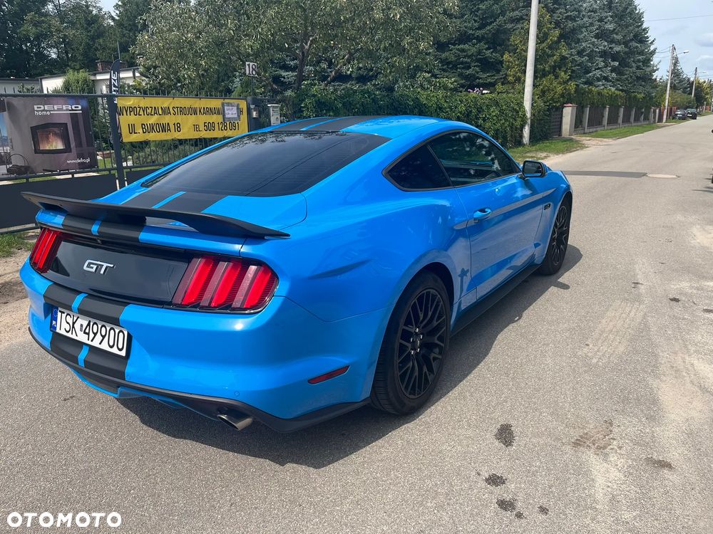 Ford Mustang 5.0 V8 GT - 4