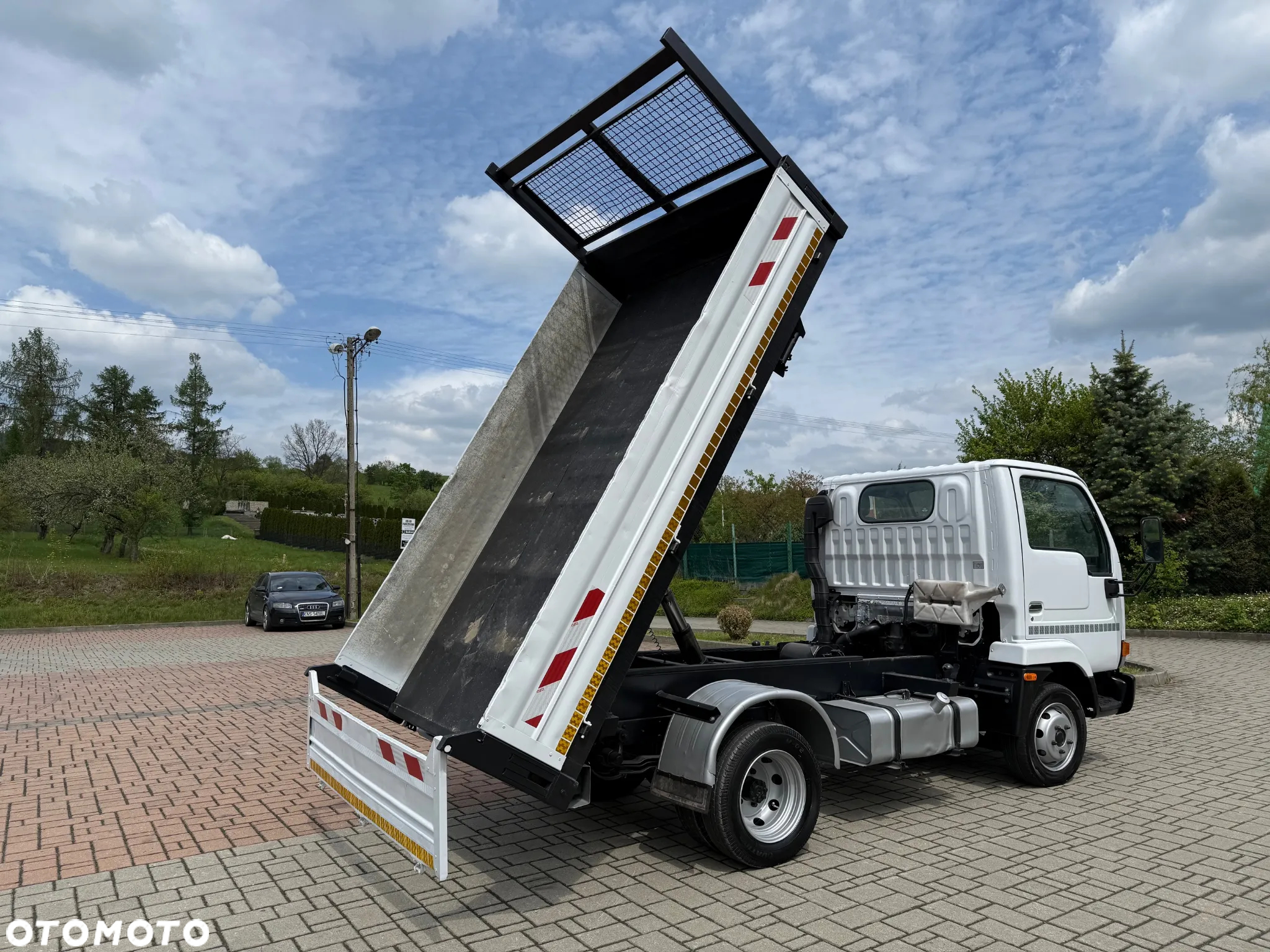 Nissan Cabstar - 15