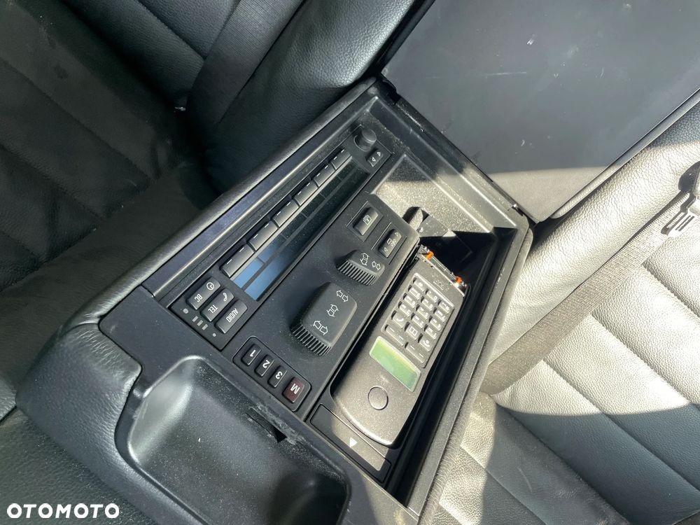 BMW Seria 7 - 14