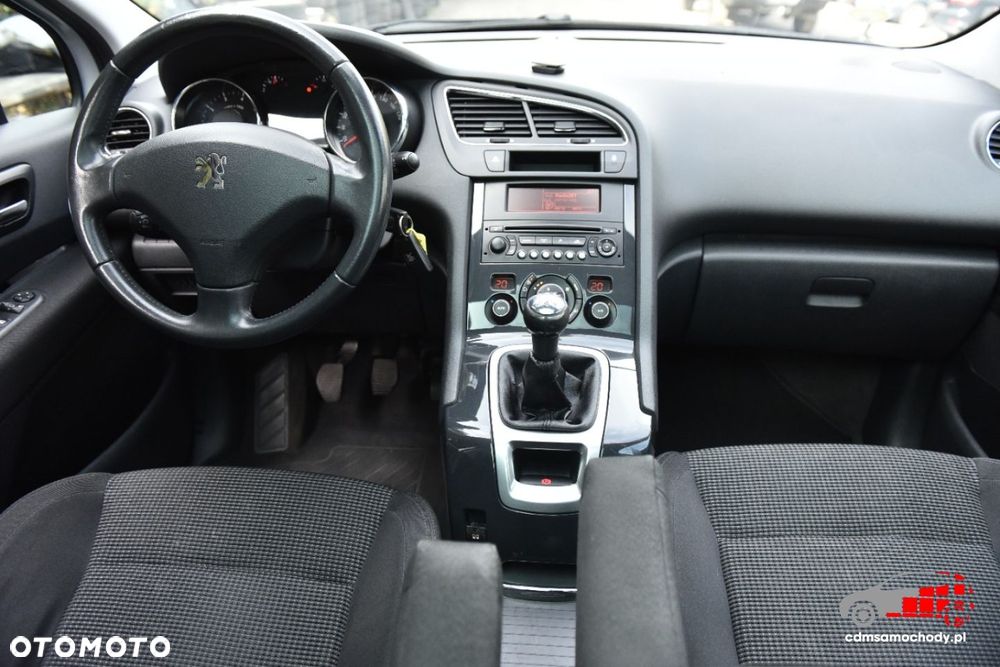 Peugeot 5008 - 25