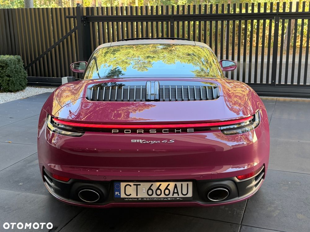Porsche 911 Targa 4S - 16
