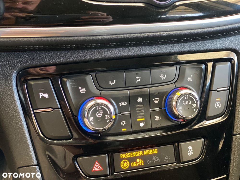 Opel Mokka X 1.4 T Elite S&S - 29