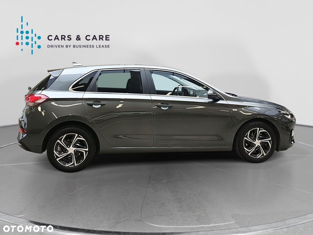 Hyundai i30 1.5 T-GDI 48V Comfort DCT - 21