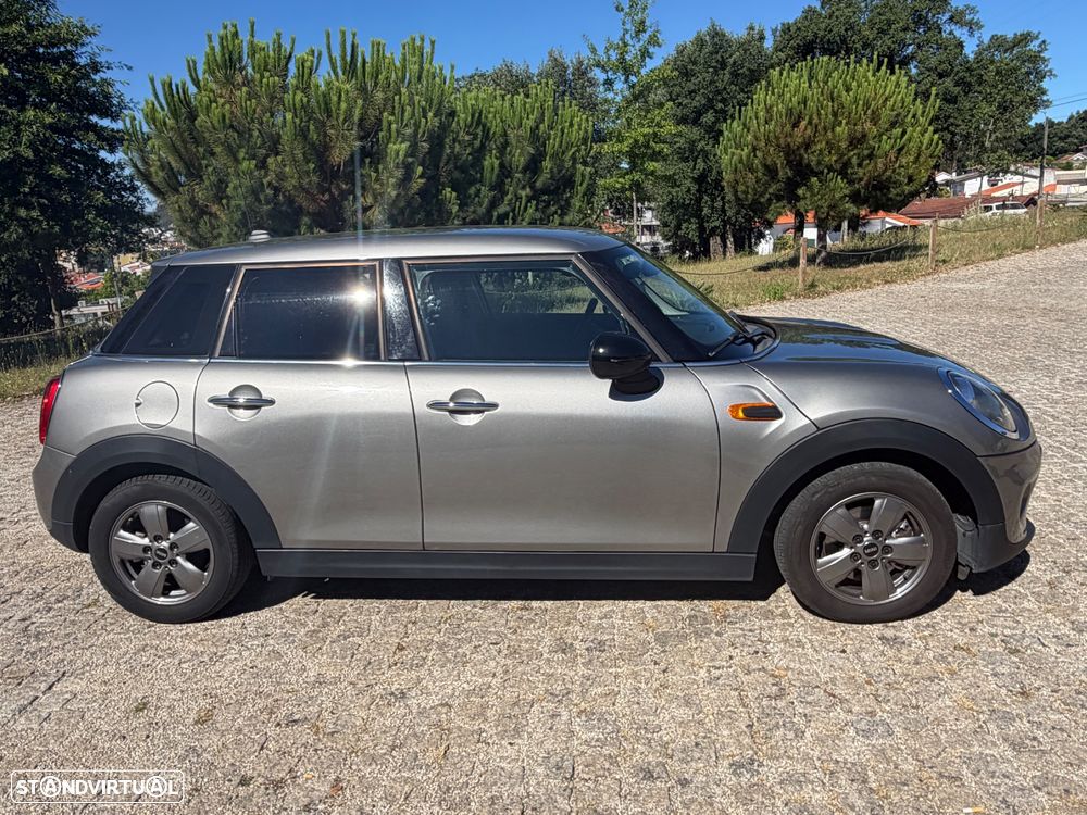 MINI 5 Portas One D - 15